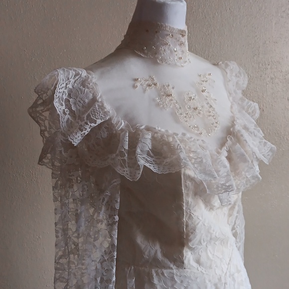1970s Victorian Vintage Tiered Lace Wedding Dress Edwardian Prarie Gothic Gown - Picture 5 of 16